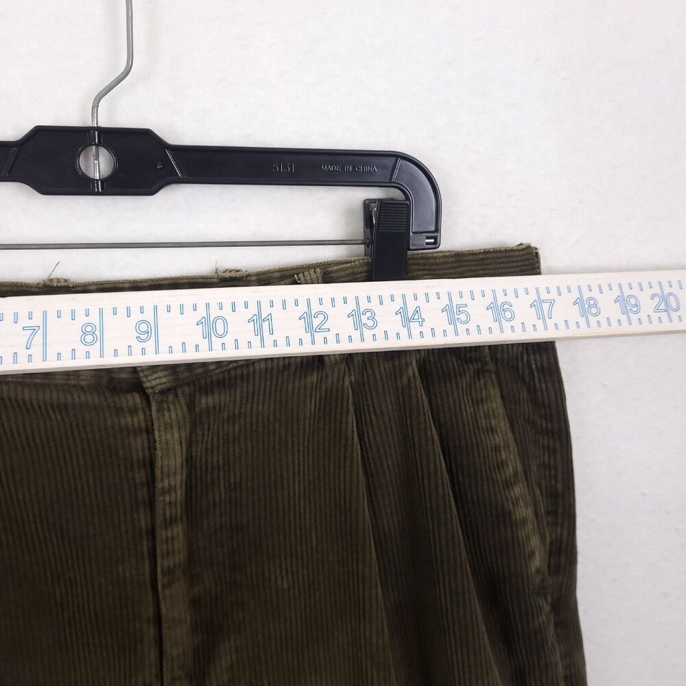 Vintage Gap Corduroy Pants Mens Size 36x34 Olive Green Pleated Relaxed Baggy Y2K - Picture 4 of 13